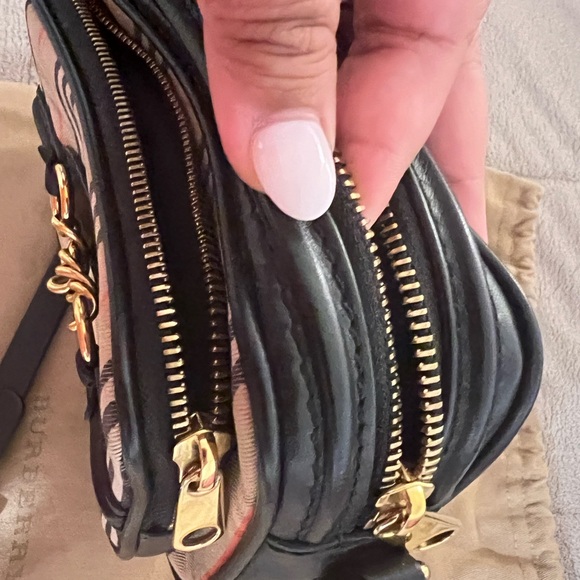 Burberry Crossbody Sling Bag - Picture 7 of 10